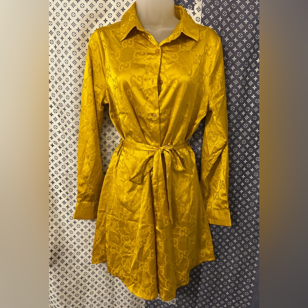 Elegant Gold Button-Up Dress